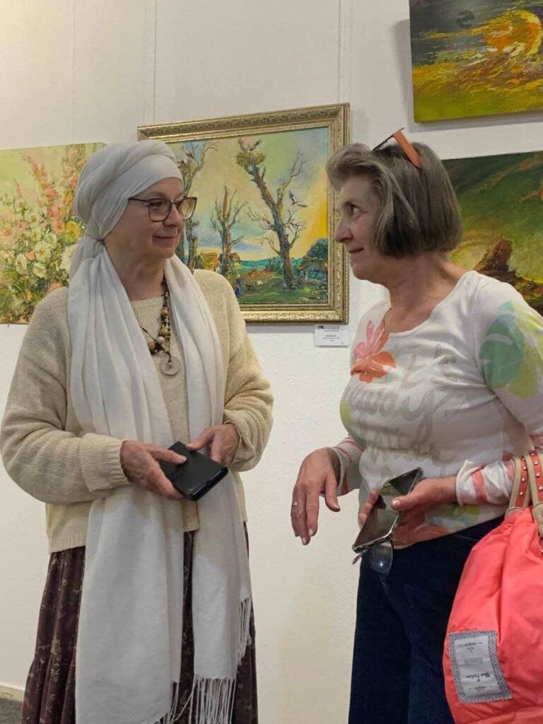 “Земне і космічне”: у Києві відкрилася виставка в рамках арт-проєкту “Душа України”