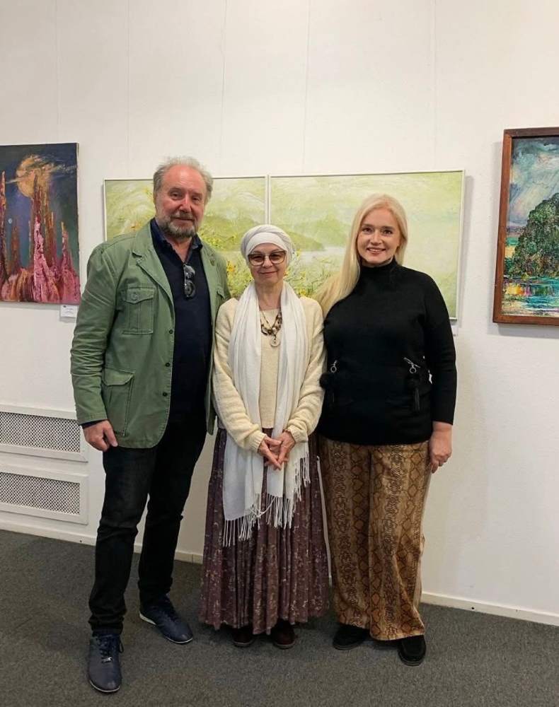 “Земне і космічне”: у Києві відкрилася виставка в рамках арт-проєкту “Душа України”