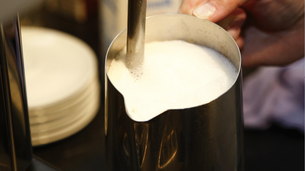 Професійні кавомашини: коли варто обрати та чим відрізняються від звичайних Професійні кавомашини: коли варто обрати та чим відрізняються від звичайних