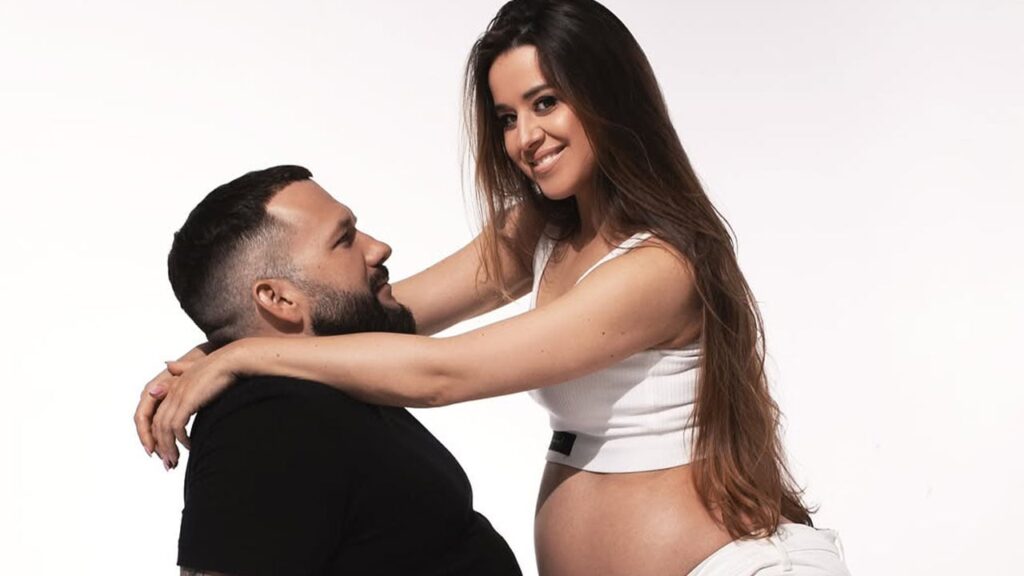 Вагітна Slavia вдруге виходить заміж: коханий зробив їй пропозицію в Дії