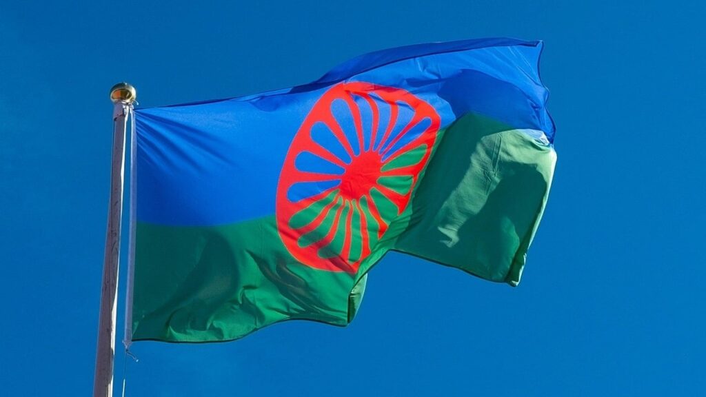 Індія заявила про порушення перемир’я: в небі чути вибухи та літають дрони