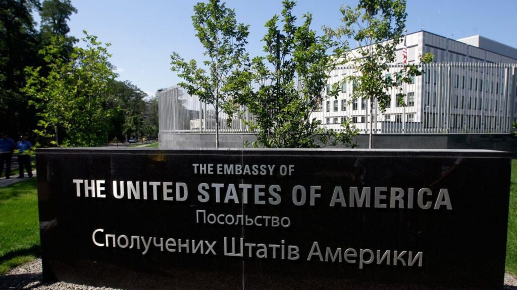 Посольство США в Україні попередило про загрозу масштабної повітряної атаки РФ