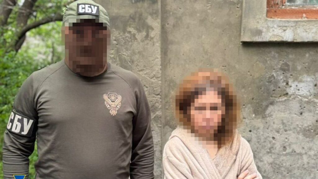 Охоронці окупаційних в’язниць і працівниця “МВС РФ”: у Херсоні затримано колаборантів