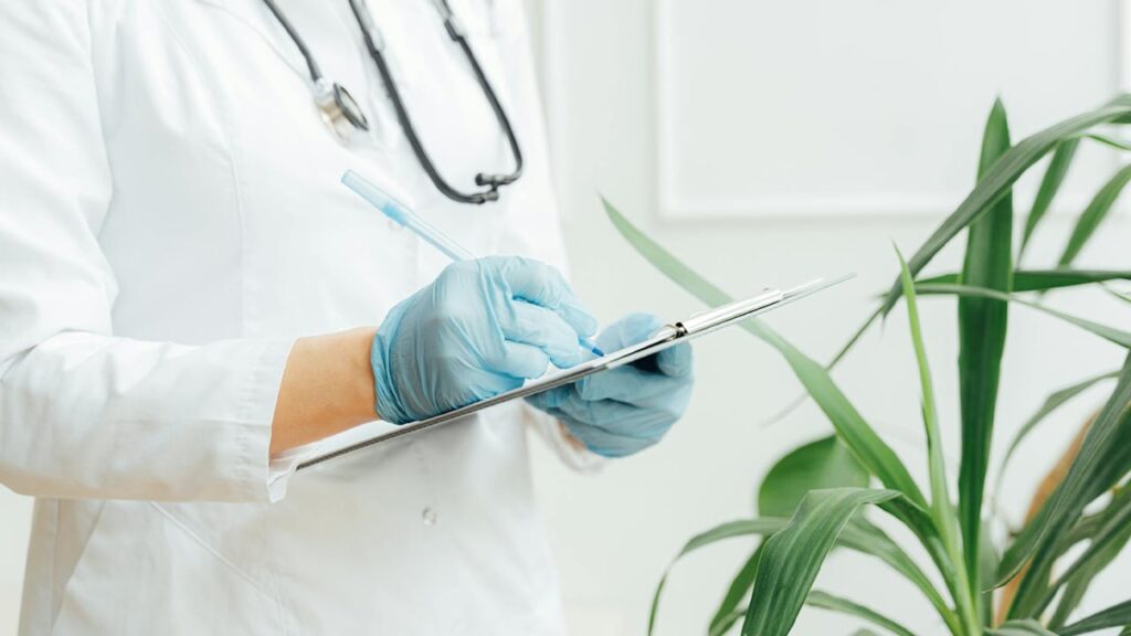 Чи потрібно військовозобовʼязаним проходити ВЛК щороку: пояснення Міноборони