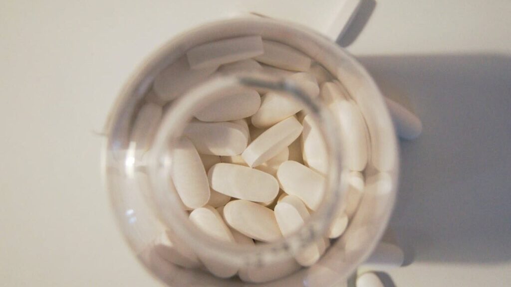 Учені попередили про розвиток залежності від знеболювальних тривалої дії