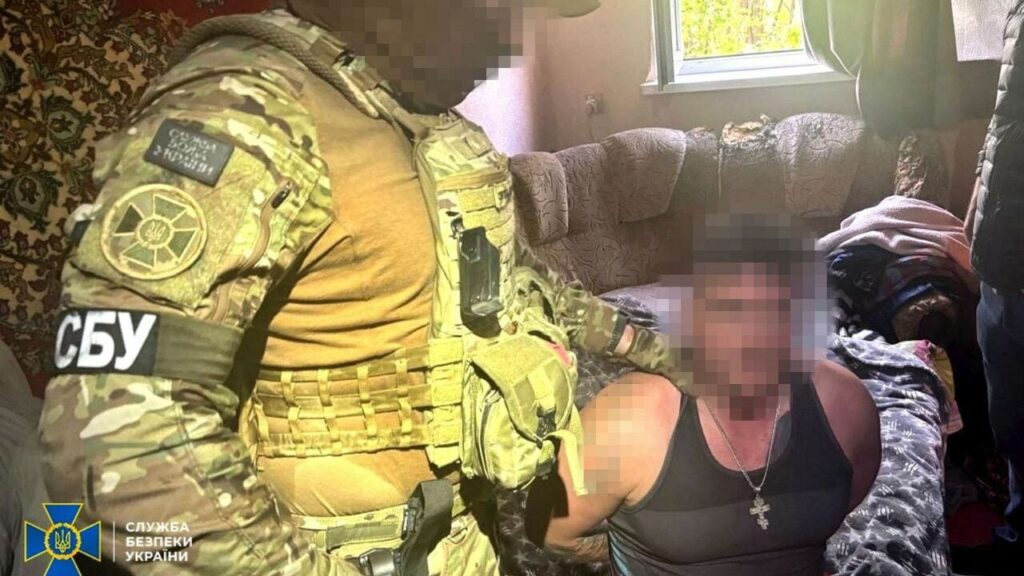 Наводив удари ворога: СБУ затримала “крота” в лавах ЗСУ на Курщині