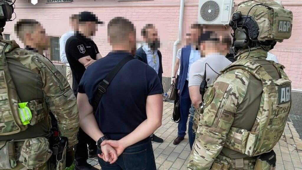 Планував втечу: екссуддю Ємельянова затримали одразу після виходу з-під варти