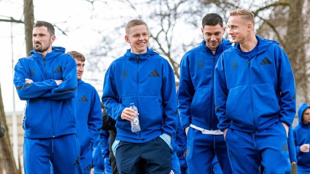 Без Довбика та Ярмоленка: список збірної України на турнір у Канаді у червні Без Довбика та Ярмоленка: список збірної України на турнір у Канаді у червні