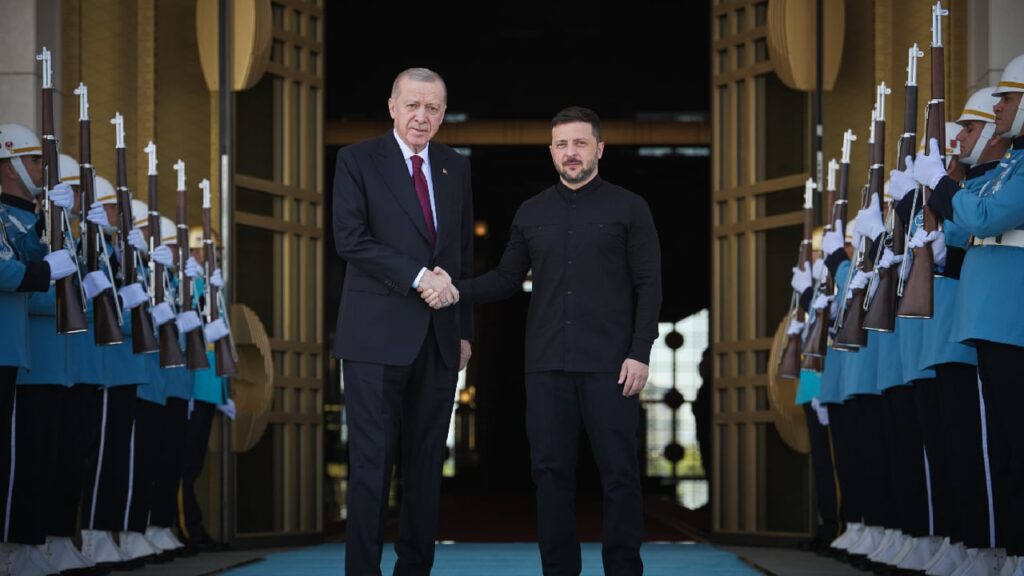 Мирні переговори та безпека: про що говорили Зеленський і Ердоган у Туреччині