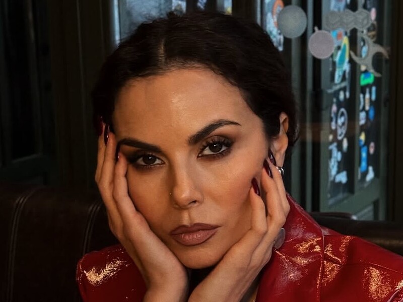 Каменських, яка бореться із зайвою вагою, показала свій неймовірно плаский живіт