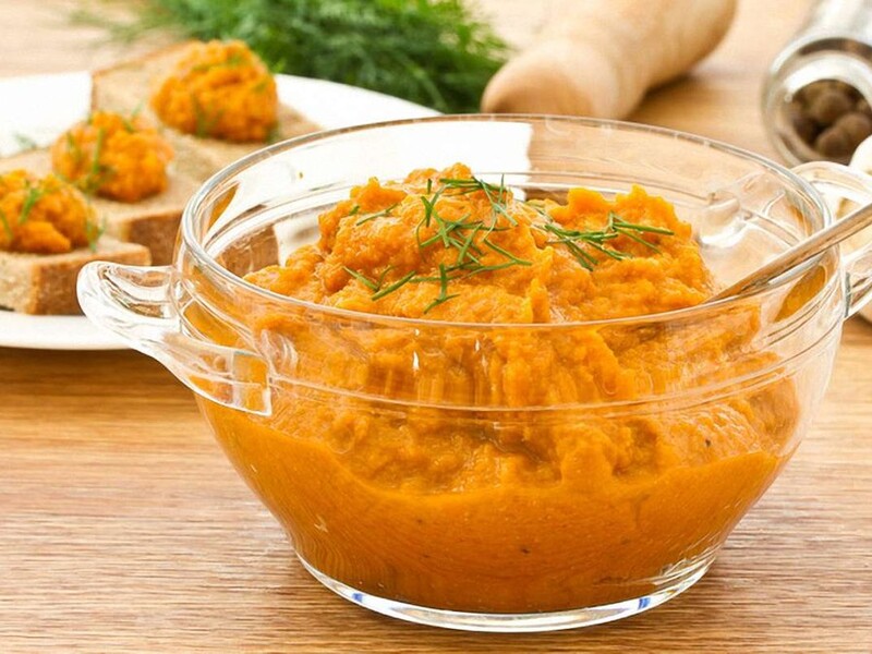 Додайте це – і кабачкова ікра вийде неймовірно смачною й ніжною. Простий рецепт закуски