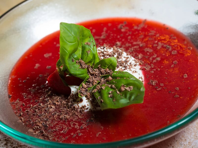 Ця страва стане знахідкою для спекотного дня. Рецепт охолоджувального супу