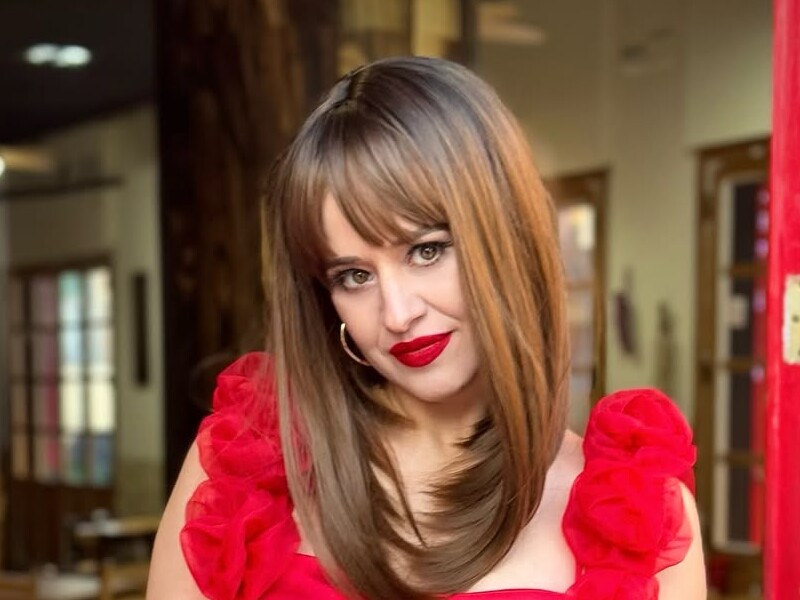 Співачці Slavia, яка з дня на день народить, нарешті вдалося одружитися з бізнесменом