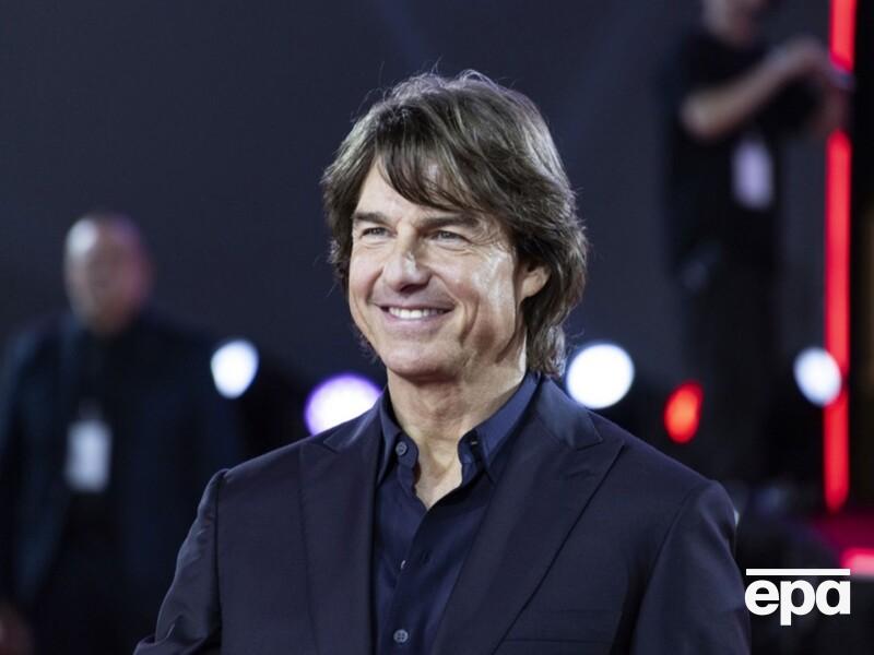 62-річний Круз активно качає груди, щоб справити враження на 37-річну колегу – ЗМІ