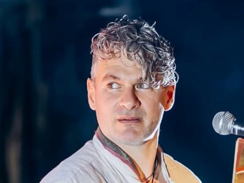 "Верни, як було". Мірзоян кардинально змінив образ – фото до й після