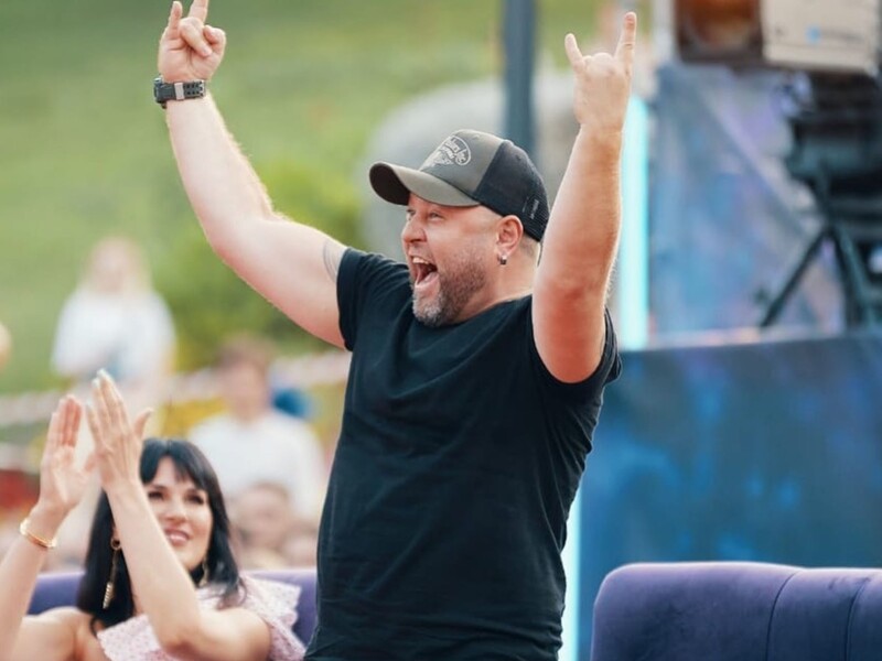 Кум Зеленського Пікалов, котрий три роки тому вступив у Нацгвардію, засвітився на мотофестивалі. Фото