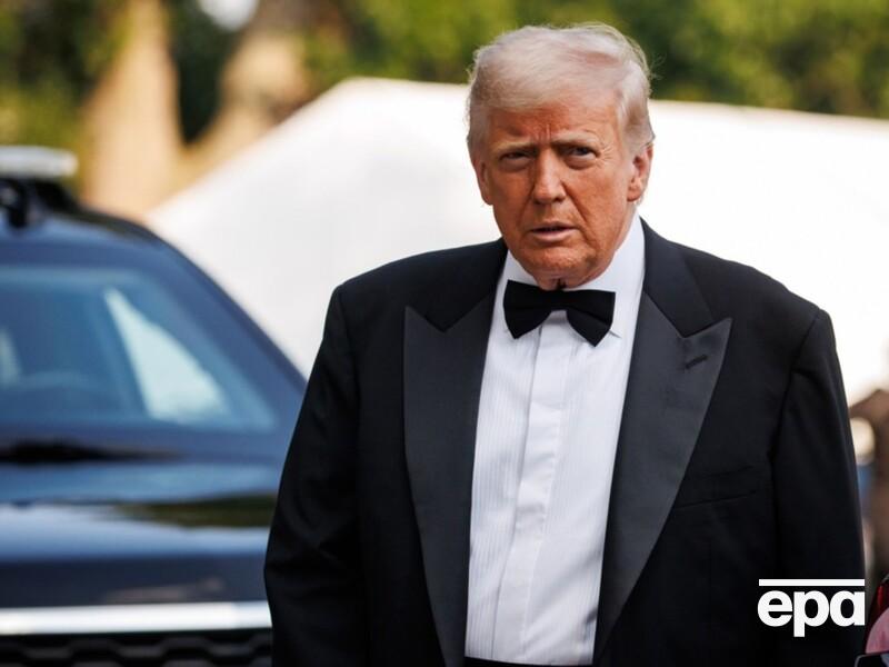 Побоювання через недоумство Трампа посилилися. ЗМІ пишуть, що у президента США нетримання сечі й він носить катетер Побоювання через недоумство Трампа посилилися. ЗМІ пишуть, що у президента США нетримання сечі й він носить катетер