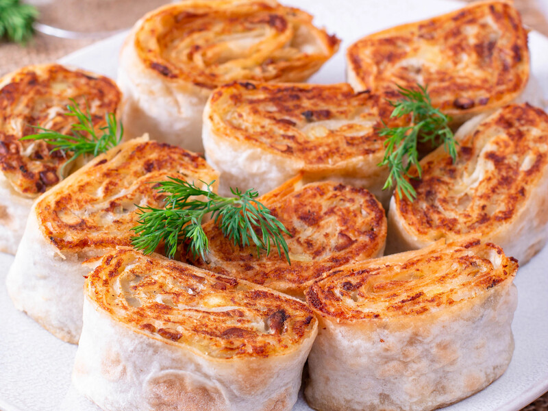 Загорніть цю начинку у лаваш – і отримаєте дуже смачну і цікаву страву. Швидкий рецепт