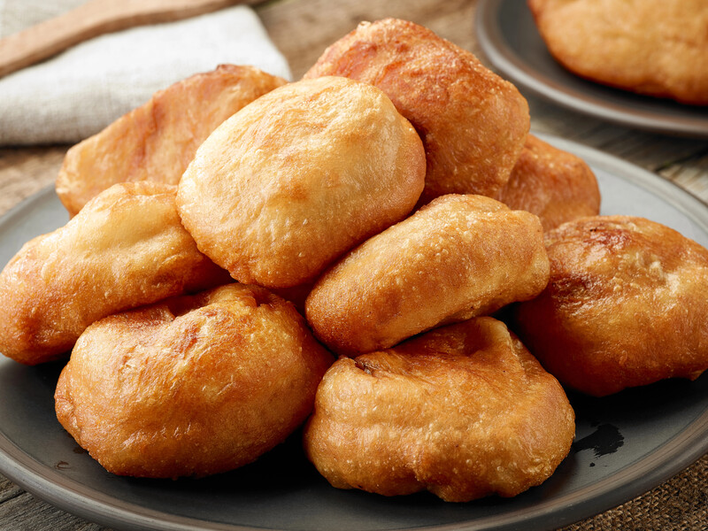 Завдяки цьому смажені пиріжки вийдуть пухкими й смачними. Простий рецепт тіста