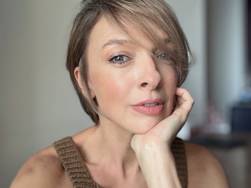 "Моє тіло краще, ніж 30 років тому". Василіса Фролова показала фото в бікіні й назвала свою нову вагу