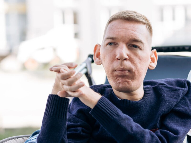 Гусаков, який втік за кордон, виманив в українського захисника понад 300 тис. грн за місяць Гусаков, який втік за кордон, виманив в українського захисника понад 300 тис. грн за місяць