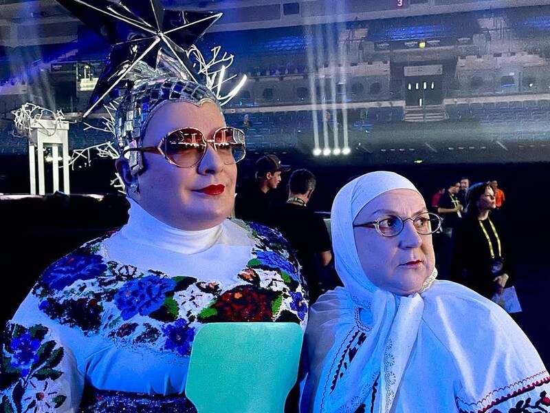 "Ми биті-перебиті". Мама Сердючки, яка заспівала в Києві російською, прокоментувала скандал