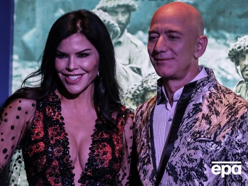 Де і коли відбудеться розкішне багатомільйонне весілля Безоса й Санчес. ЗМІ назвали точну дату