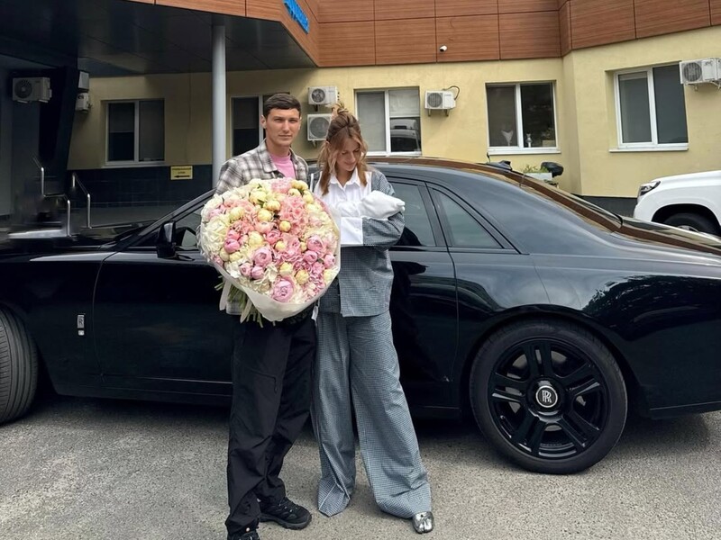 Нікітюк народила первістка й показала, як виписалася з пологового будинку. Фото Нікітюк народила первістка й показала, як виписалася з пологового будинку. Фото