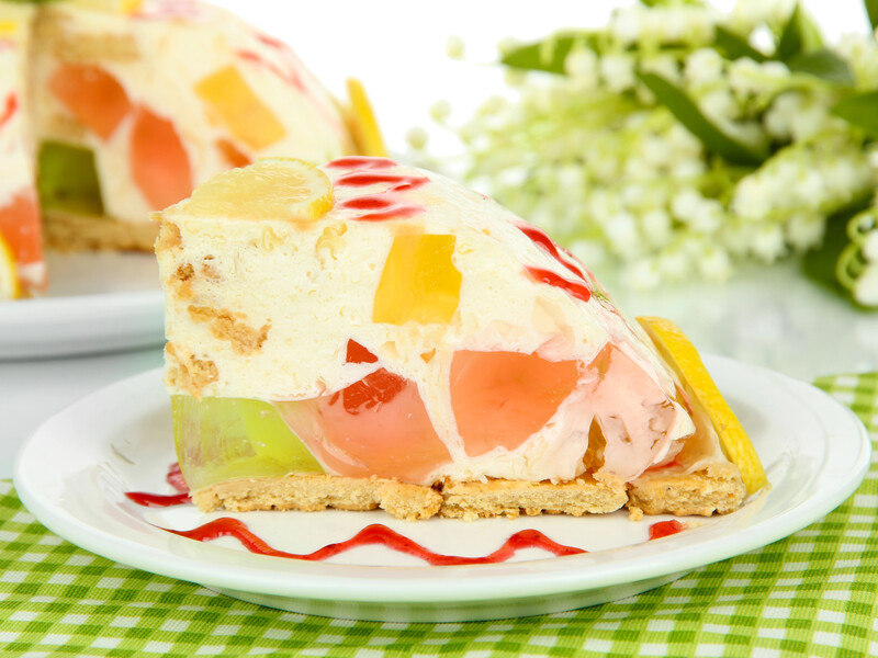 Змішайте ці два інгредієнти з водою – й отримаєте дуже смачний торт без випікання. Покроковий рецепт