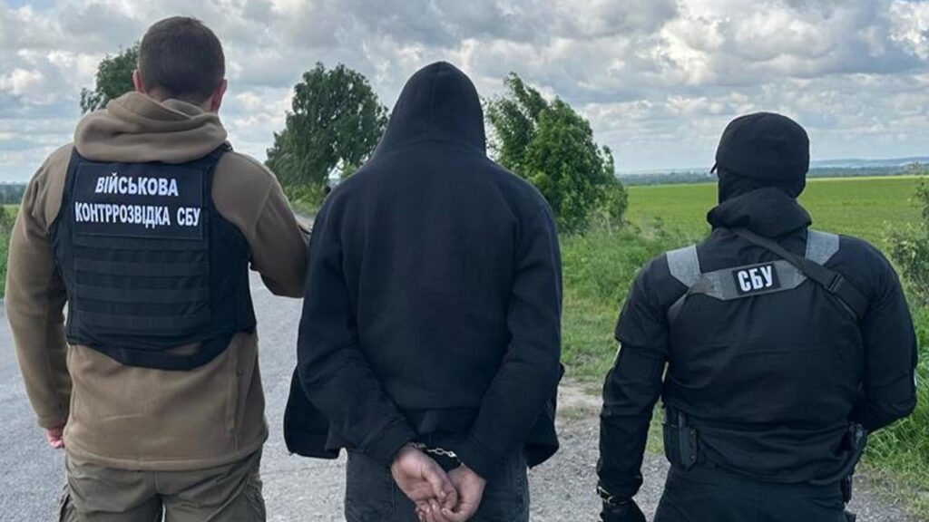 СБУ затримала агента ФСБ, який готував ракетні удари по аеродромах ЗСУ на Рівненщині