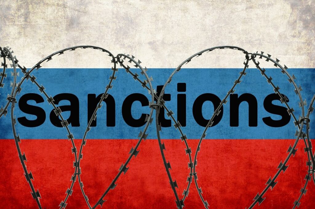 Тіньовий флот РФ і нафта: ЗМІ дізналися, що увійде у 18-й пакет санкцій Євросоюзу Тіньовий флот РФ і нафта: ЗМІ дізналися, що увійде у 18-й пакет санкцій Євросоюзу