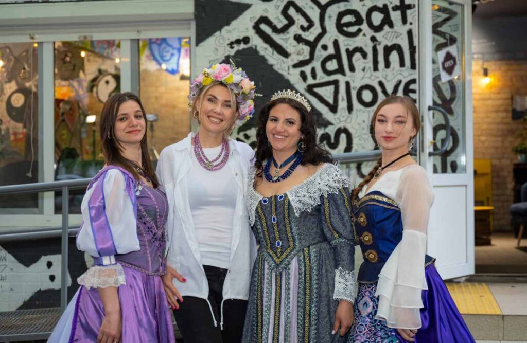 “Бабусини пироги: Смак традицій і сила поколінь – новий формат, нові історії, нове життя української кулінарії” “Бабусини пироги: Смак традицій і сила поколінь – новий формат, нові історії, нове життя української кулінарії”