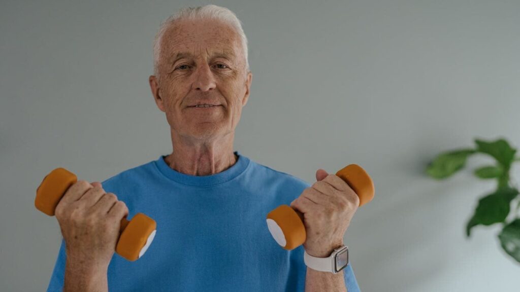 Фізичні вправи для стабілізації тиску: вчені назвали необхідний мінімум