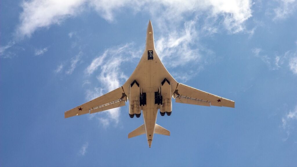 Скільки в Росії Ту-160 та чи постраждали бомбардувальники під час операції СБУ Скільки в Росії Ту-160 та чи постраждали бомбардувальники під час операції СБУ