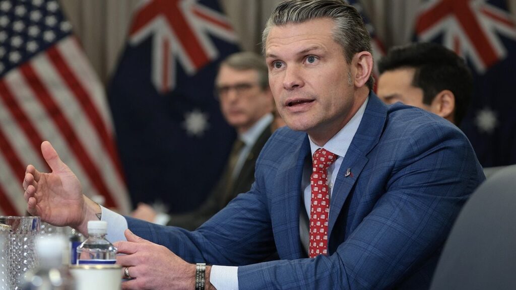 Гегсет визнав, що Пентагон має план на випадок захоплення Гренландії та Панами Гегсет визнав, що Пентагон має план на випадок захоплення Гренландії та Панами