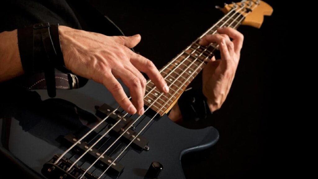 Короткий гід про бас-гітари: що можуть і як вибрати