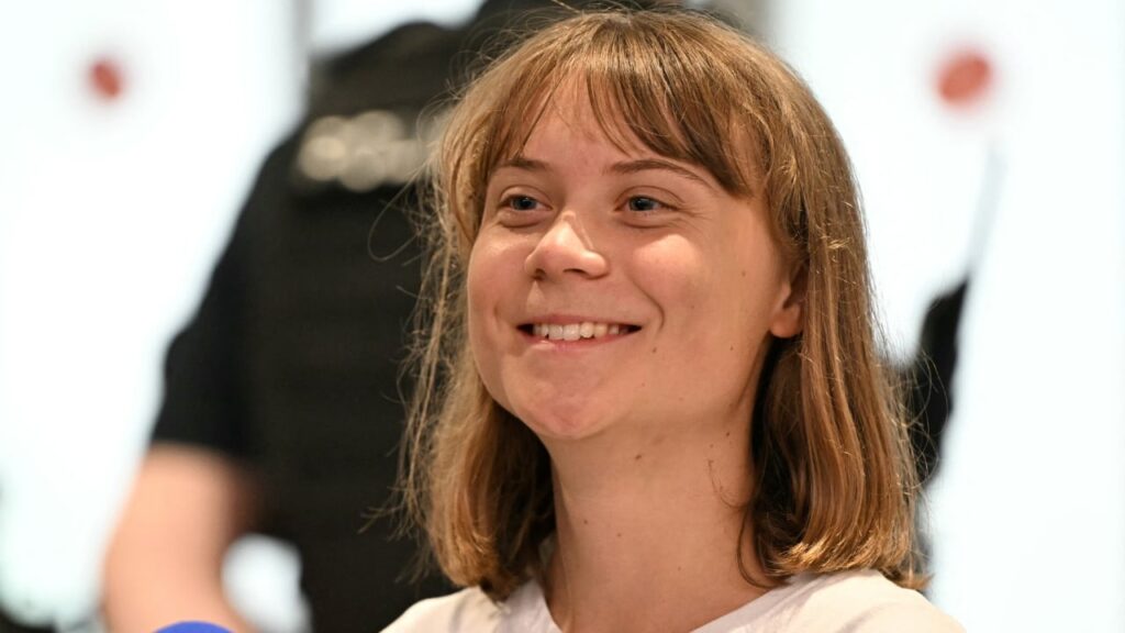 Світ потребує злих молодих жінок: Тунберг відреагувала на слова Трампа Світ потребує злих молодих жінок: Тунберг відреагувала на слова Трампа