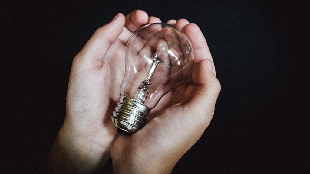 Після обстрілу Херсону Корабельний район міста – без електроенергії