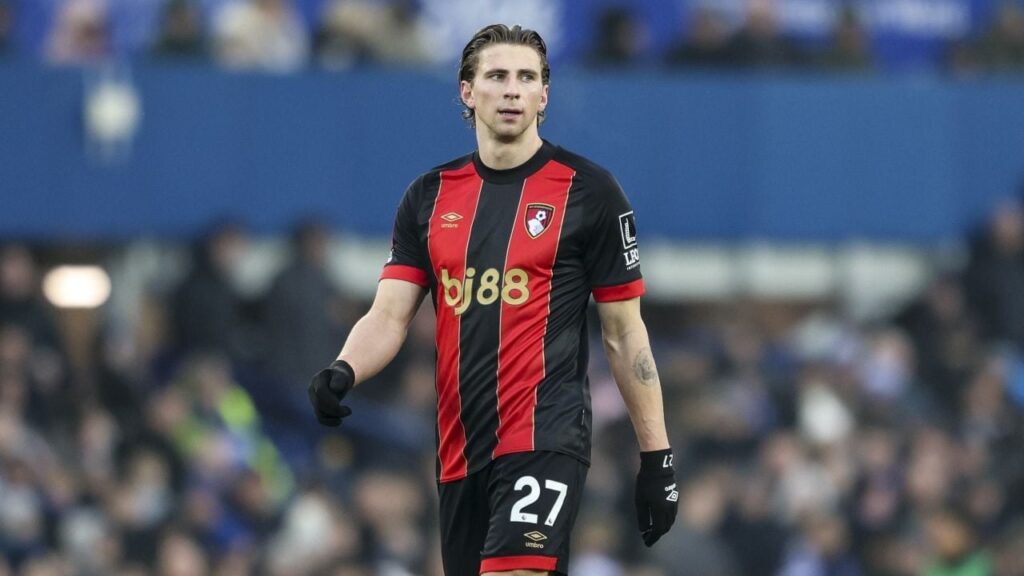 Найдорожчий футболіст збірної України може опинитися у ПСЖ: що відомо