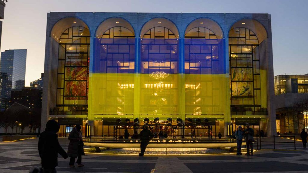 Мати Херсона: в Нью-Йорку показали уривок з опери про депортованих українських дітей