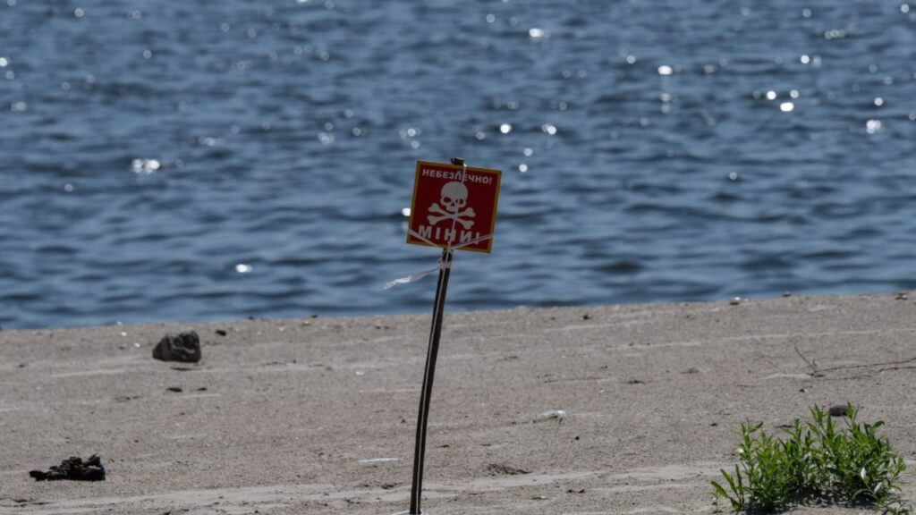 Трагедія в Затоці: двоє чоловіків загинули після вибуху в морі