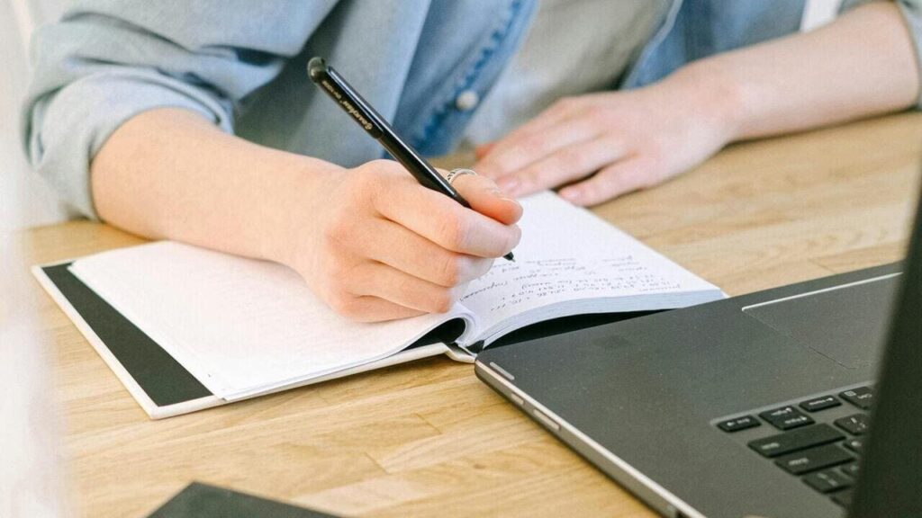 НМТ-2025: скільки часу триває тестування та які етапи включає