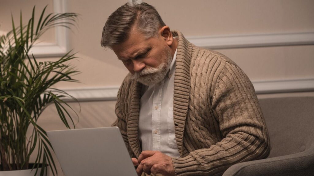 Хто має право на достроковий вихід на пенсію в Україні у 2025 році