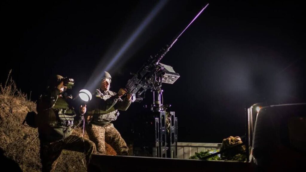 Вибухи у Києві 15 червня: у столиці працює ППО