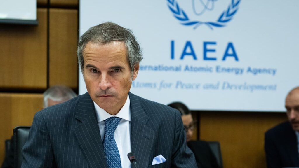 Гроссі назвав посилення атак РФ реальною загрозою ядерній безпеці України Гроссі назвав посилення атак РФ реальною загрозою ядерній безпеці України