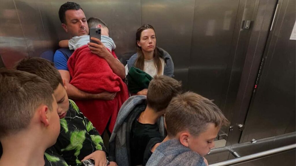 Життя без фільтрів: Решетники показали, як з дітьми ховалися під час обстрілу Києва