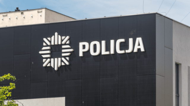 У Польщі розслідують залишені без охорони контейнери з ППО і боєприпасами