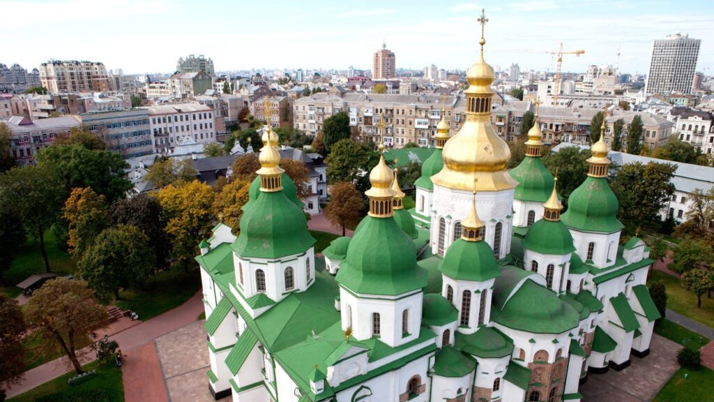 Від Ярослава Мудрого до наших днів: історія Софійського собору