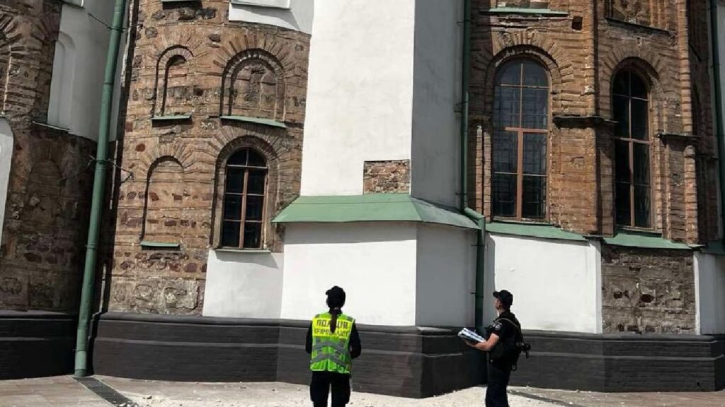 Софійський собор пошкоджено внаслідок атаки на Київ 10 червня
