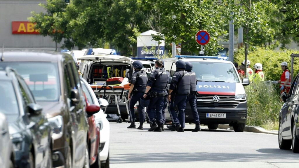 У школі в Австрії сталася стрілянина, серед загиблих – учні